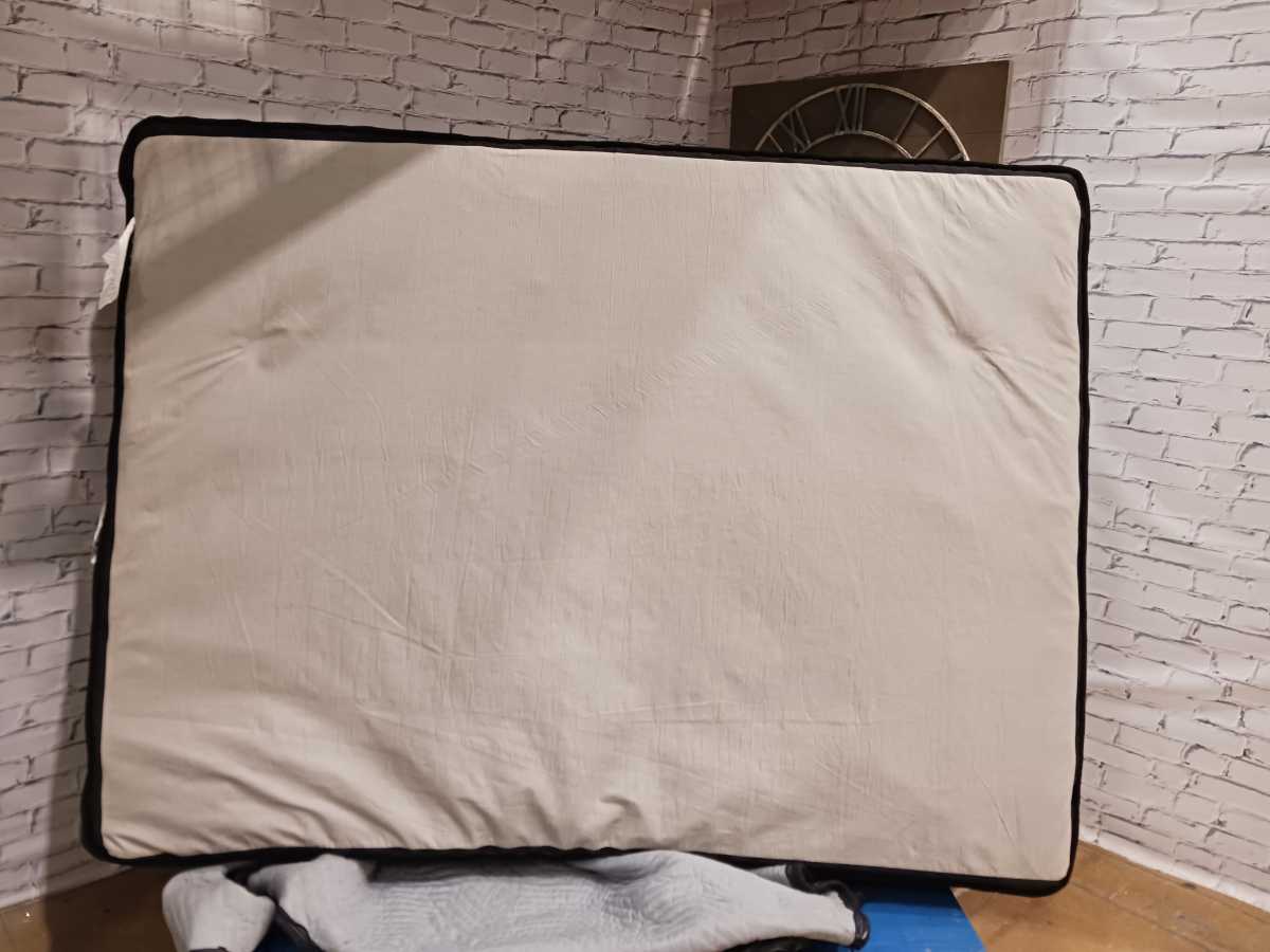 Ashley Sleep Essentials 12 Inch Hybrid - Queen - Gallery Image 9